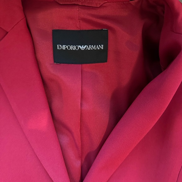 Red Emporio Armani blazer size 38. Excellent condition. - Picture 2 of 2
